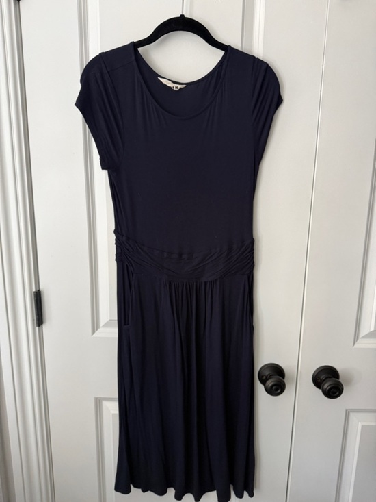 Boden Dresses & Skirts - Boden Amelie jersey dress navy 6 regular